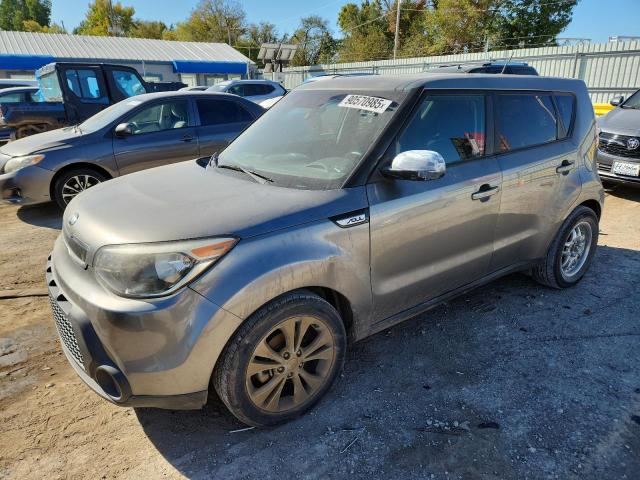 KIA SOUL + 2015 with VIN KNDJP3A59F7166657 - Photo from auction
