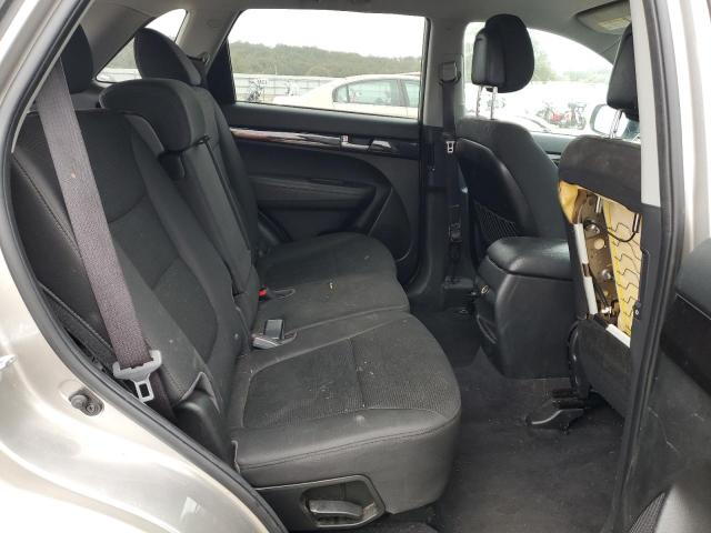 Photo 10 from auction – 2014 KIA SORENTO LX with VIN 5XYKTDA75EG426643