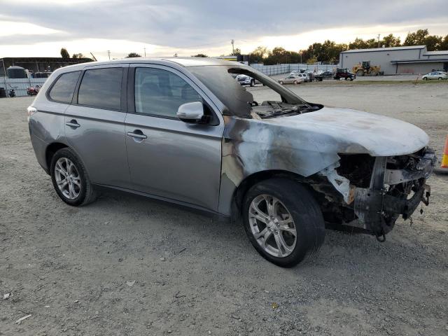 Photo 4 from auction – 2014 MITSUBISHI OUTLANDER with VIN JA4AD3A30EZ009331
