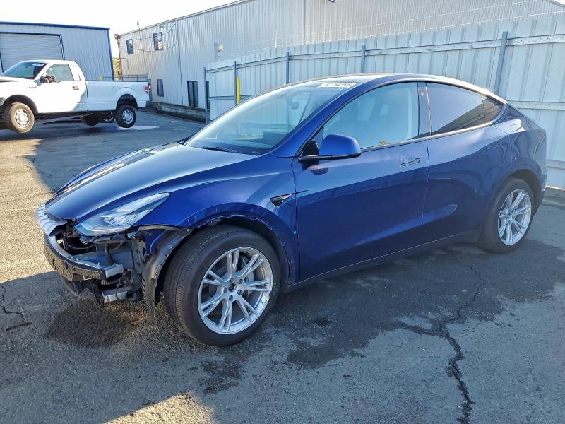 TESLA MODEL Y 2022 with VIN 7SAYGDEE2NF421899 - Photo from auction