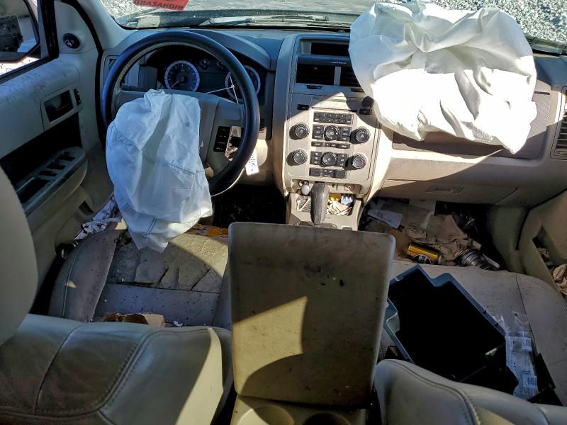 Photo 8 from auction – 2010 FORD ESCAPE XLT with VIN 1FMCU0DG2AKC46798