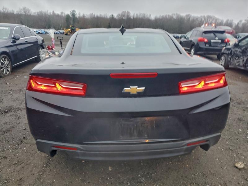 Photo 6 from auction – 2017 CHEVROLET CAMARO LT with VIN 1G1FB1RX0H0134117