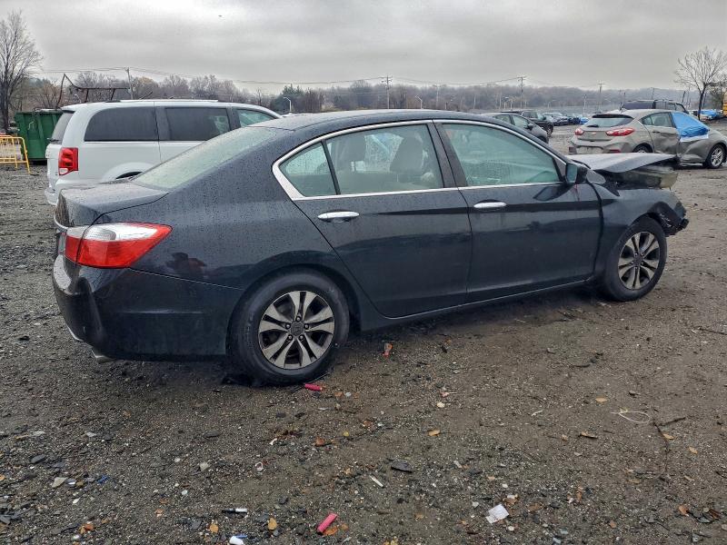 Photo 3 from auction – 2014 HONDA ACCORD LX with VIN 1HGCR2F37EA041695