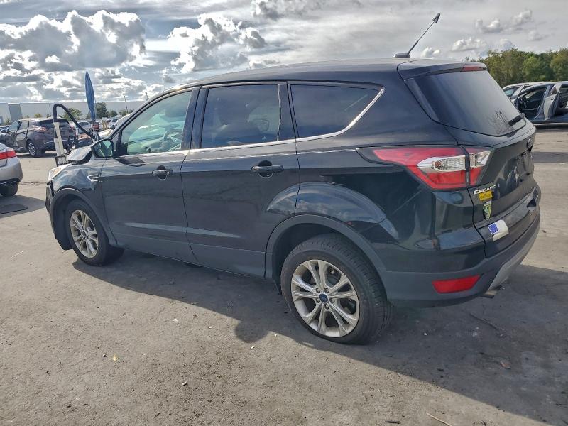Photo 2 from auction – 2017 FORD ESCAPE SE with VIN 1FMCU0GD2HUB49343