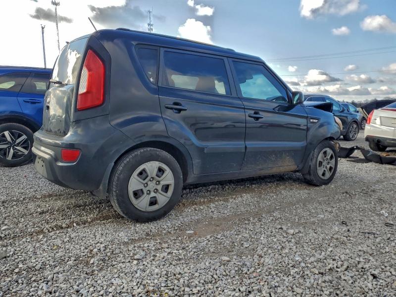 Photo 3 from auction – 2013 KIA SOUL with VIN KNDJT2A50D7491295