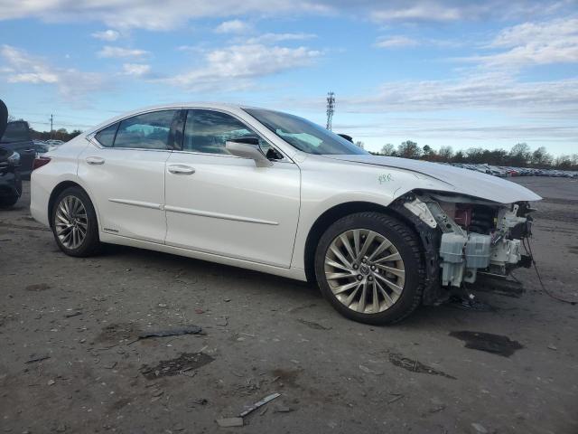 Photo 4 from auction – 2020 LEXUS ES 300H LU with VIN 58AE21B15LU005370