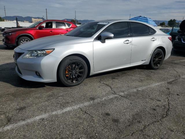 LEXUS ES 300H 2013 with VIN JTHBW1GG8D2024345 - Photo from auction