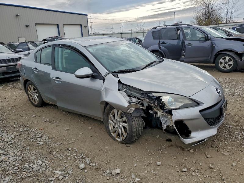 Photo 4 from auction – 2012 MAZDA 3 I with VIN JM1BL1W7XC1597666