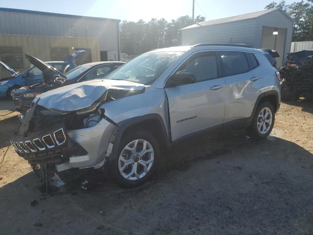 JEEP COMPASS LA 2025 with VIN 3C4NJDBN7ST617324 - Photo from auction