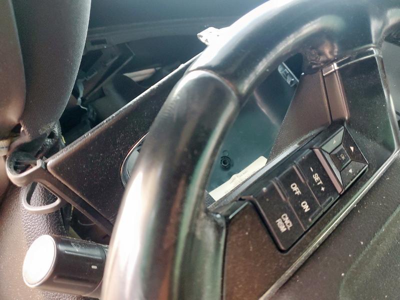 Photo 9 from auction – 2015 LINCOLN NAVIGATOR with VIN 5LMJJ2HT2FEJ07728