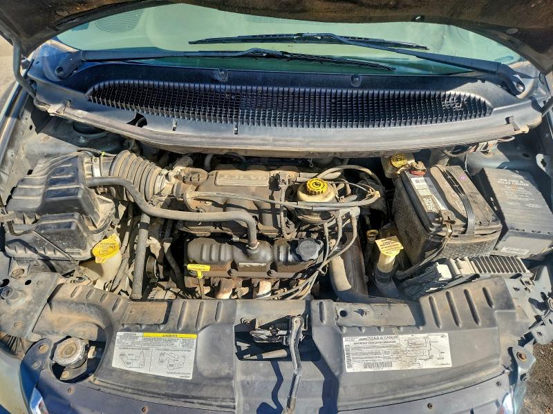 Photo 12 from auction – 2003 CHRYSLER TOWN & COU with VIN 2C4GP44393R169398