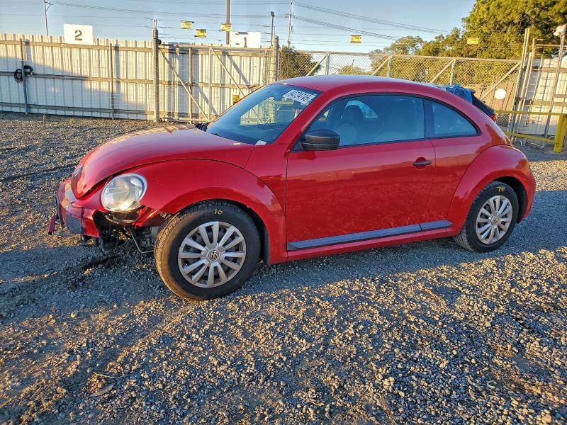 VOLKSWAGEN BEETLE 2012 with VIN 3VWFP7AT3CM616295 - Photo from auction