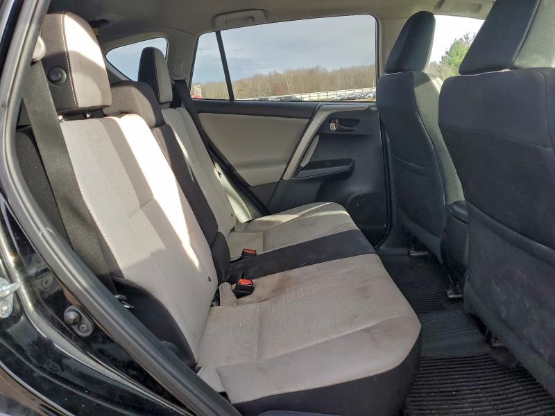 Photo 11 from auction – 2016 TOYOTA RAV4 XLE with VIN 2T3RFREV5GW444866