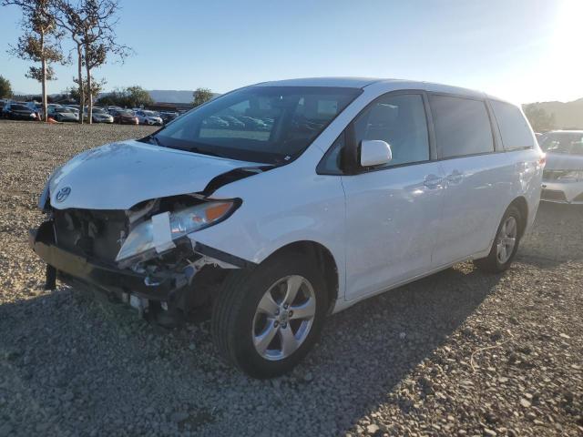 TOYOTA SIENNA BAS 2012 with VIN 5TDKA3DC2CS014642 - Photo from auction