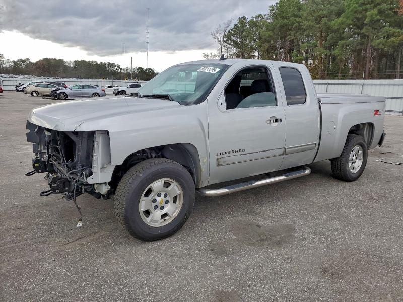 CHEVROLET SILVERADO 2011 with VIN 1GCRCSE02BZ207121 - Photo from auction