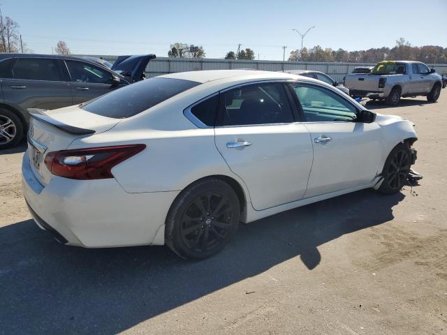 Photo 3 from auction – 2017 NISSAN ALTIMA 2.5 with VIN 1N4AL3APXHC205480