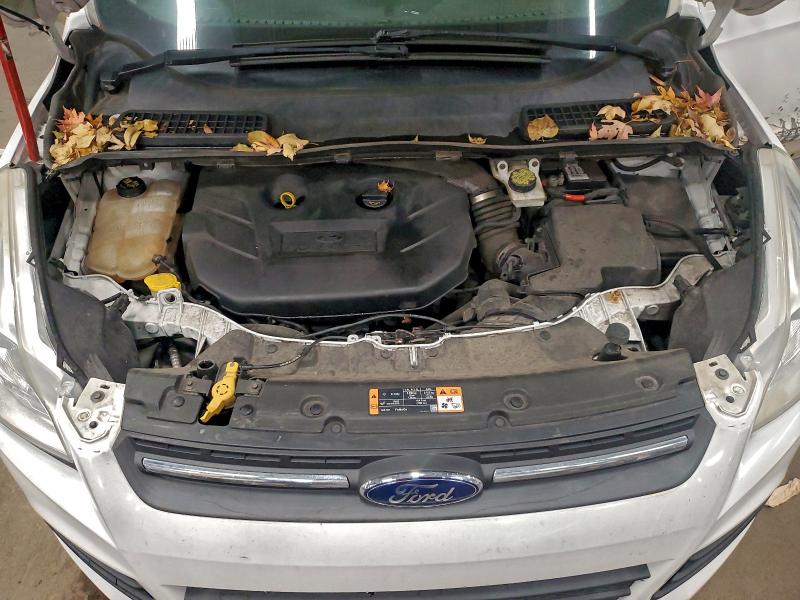 Photo 12 from auction – 2016 FORD ESCAPE SE with VIN 1FMCU9G9XGUC13899
