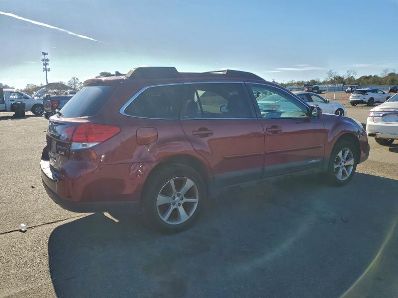 Photo 3 from auction – 2014 SUBARU OUTBACK with VIN 4S4BRBLC4E3215673
