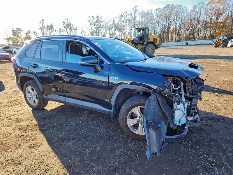 Photo 4 from auction – 2021 TOYOTA RAV4 LE with VIN 2T3M6RFV3MW012491