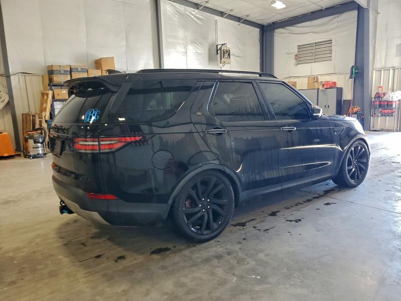 Photo 3 from auction – 2017 LAND ROVER DISCOVERY with VIN SALRHBBV6HA025004