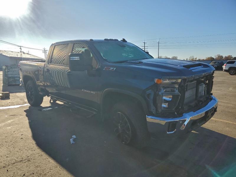 Photo 4 from auction – 2025 CHEVROLET SILVERADO with VIN 1GC4KNEY7SF342228
