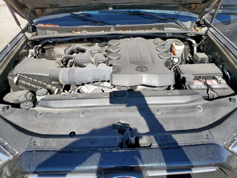 Photo 12 from auction – 2023 TOYOTA 4RUNNER TR with VIN JTEAU5JR4P5281375