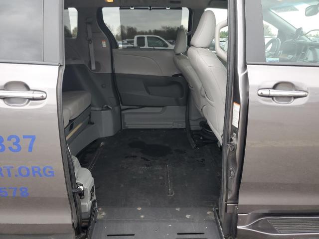 Photo 11 from auction – 2017 TOYOTA SIENNA MINI PASS VAN with VIN 5TDYZ3DC3HS870946