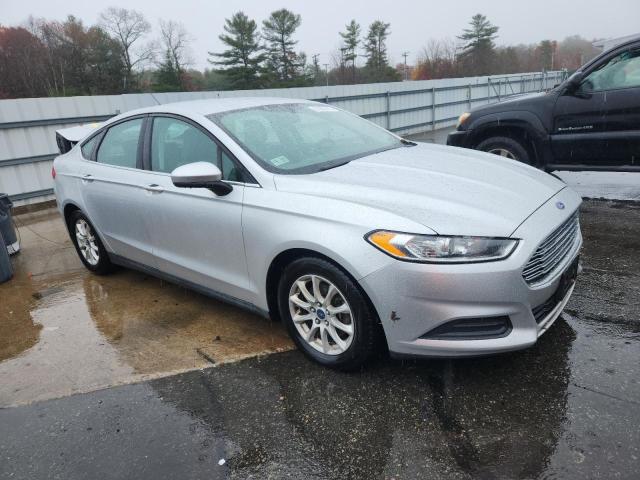 Photo 4 from auction – 2015 FORD FUSION S with VIN 3FA6P0G71FR210193