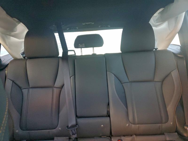 Photo 10 from auction – 2023 SUBARU FORESTER W with VIN JF2SKAMC8PH549665