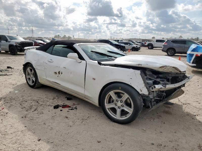 Photo 4 from auction – 2020 CHEVROLET CAMARO LS with VIN 1G1FB3DX9L0136721
