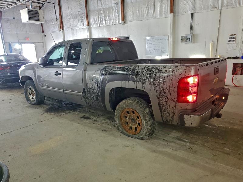 Photo 2 from auction – 2013 CHEVROLET SILVERADO with VIN 1GCRKSE71DZ177614