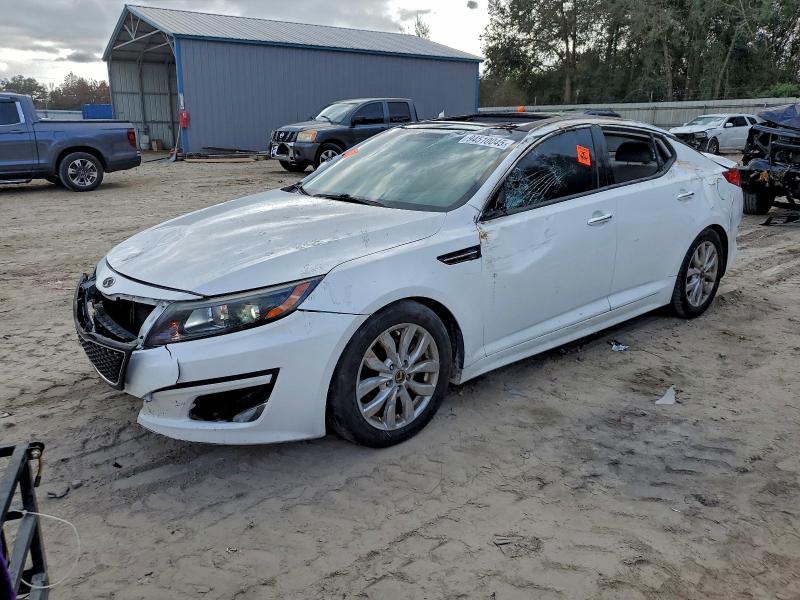KIA OPTIMA EX 2015 with VIN 5XXGN4A7XFG491137 - Photo from auction