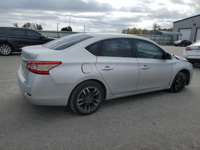 Photo 3 from auction – 2015 NISSAN SENTRA S with VIN 3N1AB7AP7FL690332
