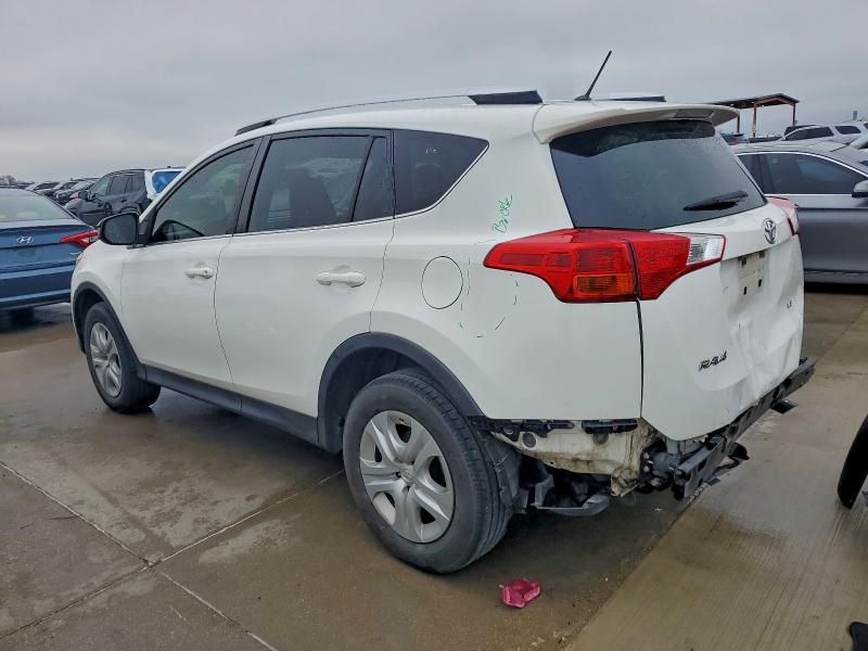 Photo 2 from auction – 2015 TOYOTA RAV4 LE with VIN JTMZFREV3FJ033947