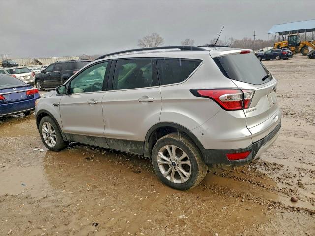 Photo 2 from auction – 2018 FORD ESCAPE with VIN 1FMCU9GD8JUB29334
