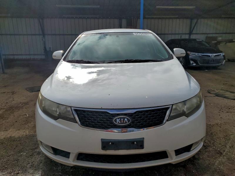Photo 5 from auction – 2012 KIA FORTE SX with VIN KNAFW4A30C5521815