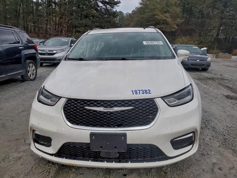 Photo 5 from auction – 2022 CHRYSLER PACIFICA T with VIN 2C4RC1BG8NR197382