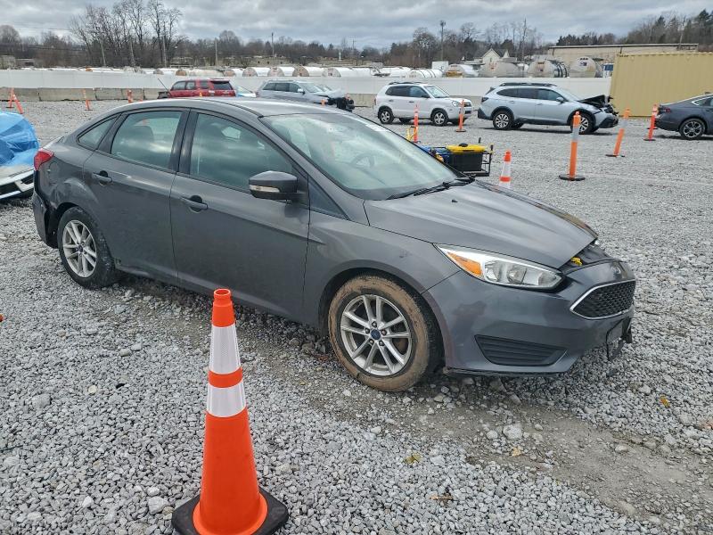 Photo 4 from auction – 2015 FORD FOCUS SE with VIN 1FADP3F26FL373662