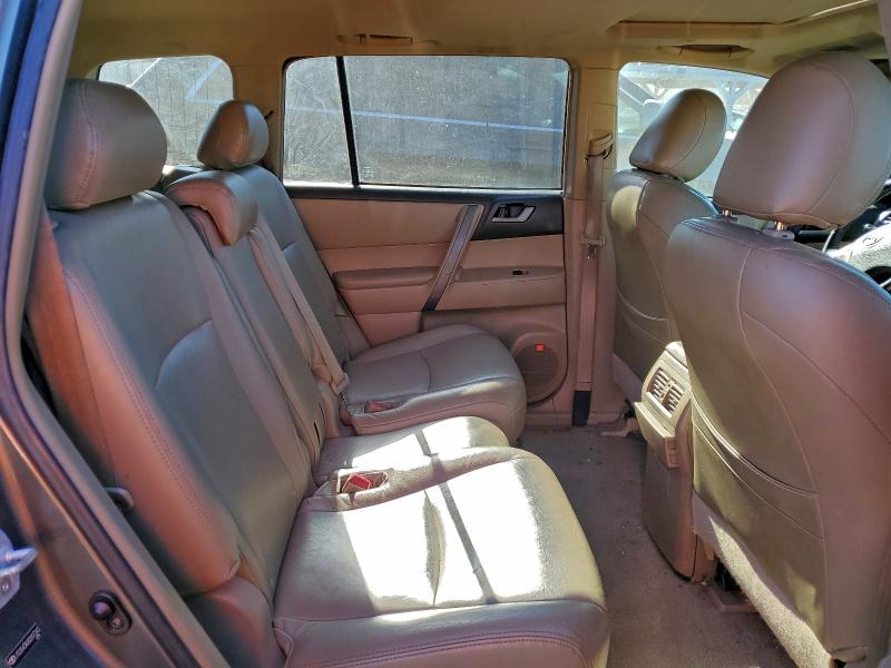 Photo 11 from auction – 2008 TOYOTA HIGHLANDER with VIN JTEDS43A082007243