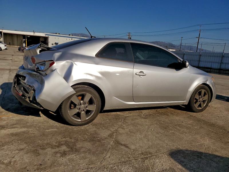 Photo 3 from auction – 2011 KIA FORTE with VIN KNAFU6A25B5429171