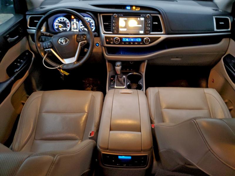 Photo 8 from auction – 2015 TOYOTA HIGHLANDER with VIN 5TDDKRFHXFS101484