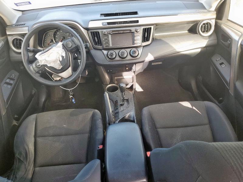 Photo 8 from auction – 2015 TOYOTA RAV4 LE with VIN JTMZFREV3FJ028909