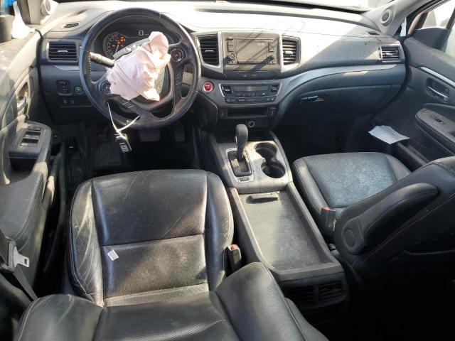 Photo 8 from auction – 2017 HONDA RIDGELINE with VIN 5FPYK3F58HB019269