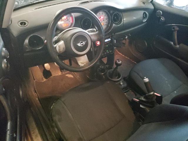 Photo 8 from auction – 2006 MINI COOPER with VIN WMWRC335X6TK66377