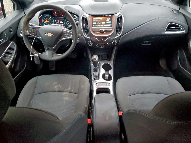 Photo 8 from auction – 2018 CHEVROLET CRUZE LT with VIN 3G1BE6SM0JS640872