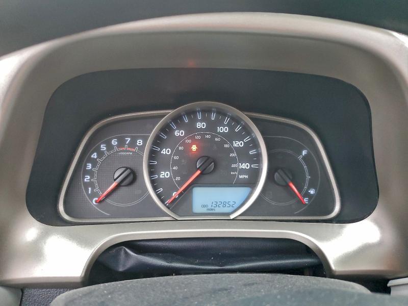 Photo 9 from auction – 2015 TOYOTA RAV4 LE with VIN 2T3BFREV8FW312345