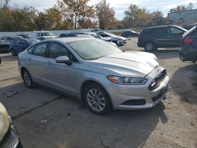 Photo 4 from auction – 2016 FORD FUSION S with VIN 3FA6P0G73GR398605