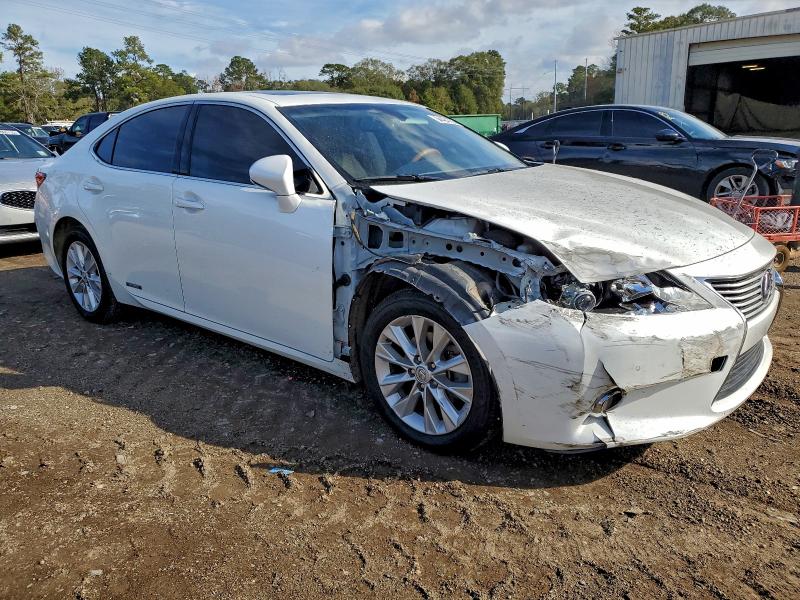 Photo 4 from auction – 2013 LEXUS ES 300H with VIN JTHBW1GG3D2021191