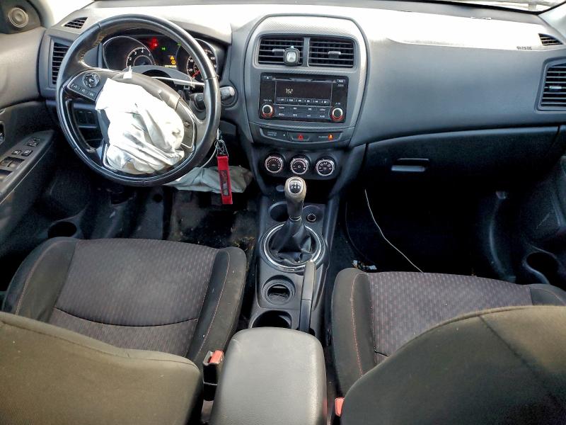 Photo 8 from auction – 2017 MITSUBISHI OUTLANDER with VIN JA4AP3AU2HZ040973