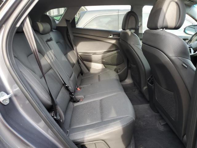 Photo 11 from auction – 2017 HYUNDAI TUCSON LIM with VIN KM8J33A40HU531908